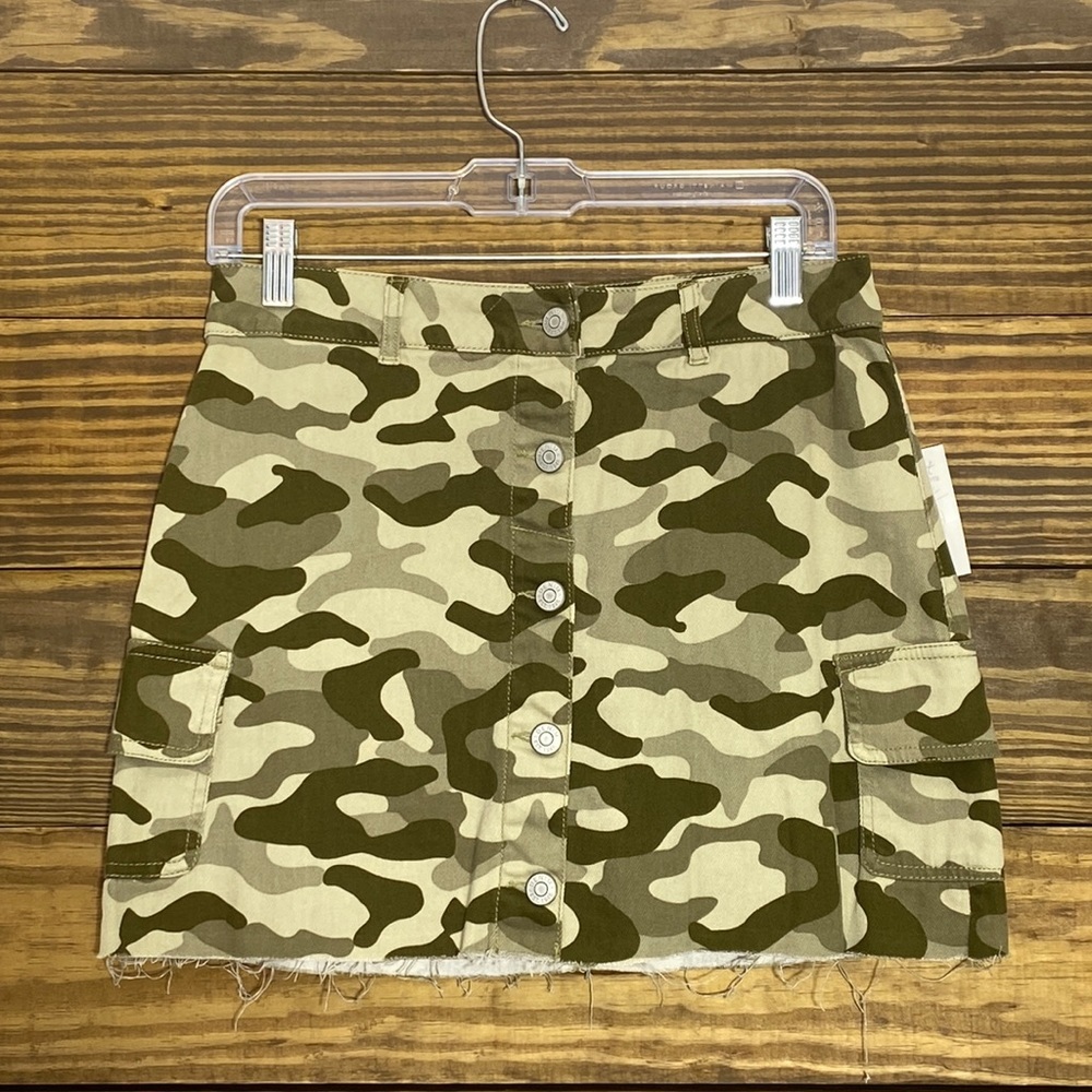 Cato Skirt